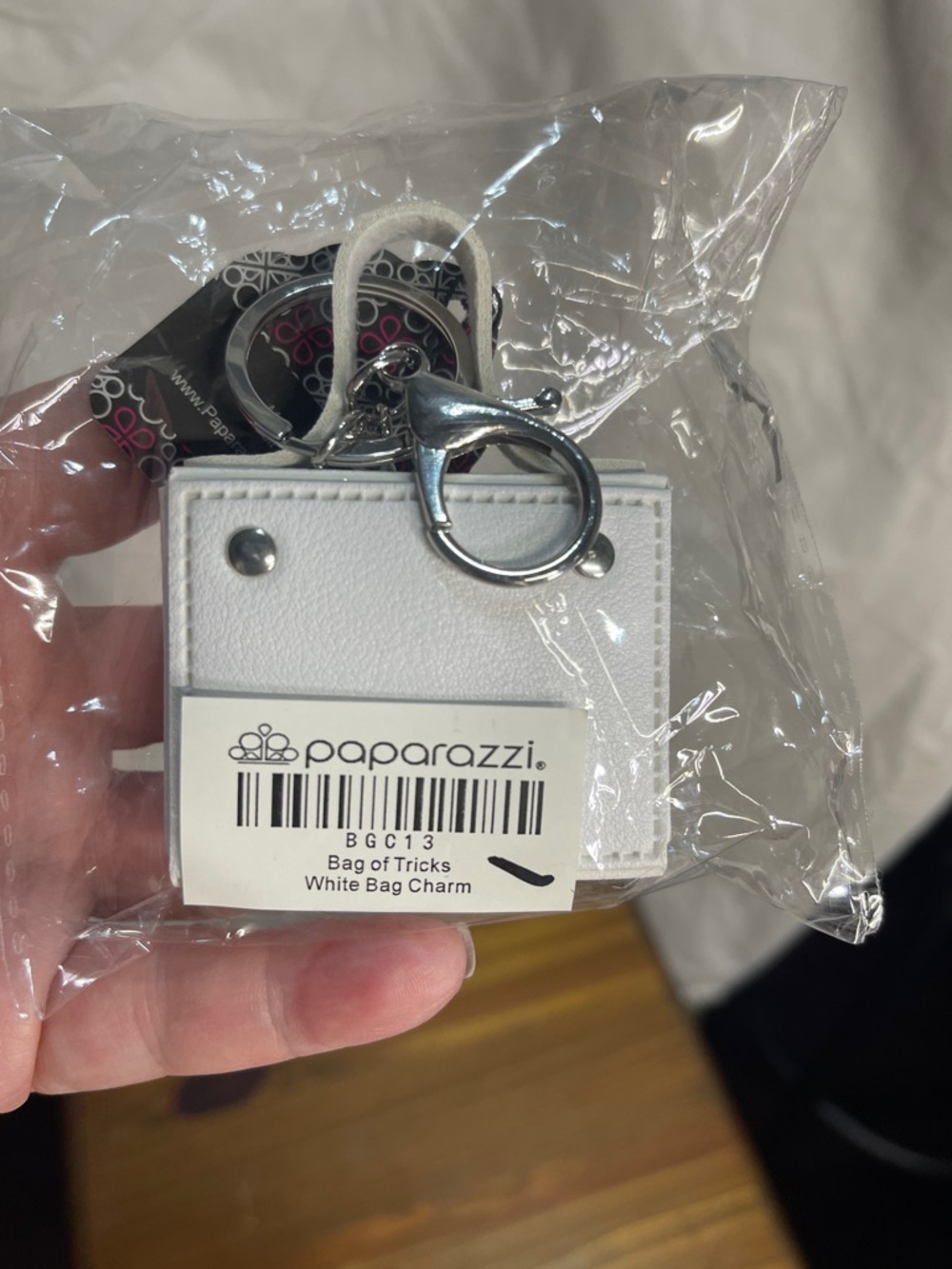 Paparazzi White Faux Leather Mini Bag Charm Keyring